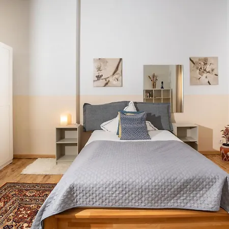 Charmante In Der Stadt