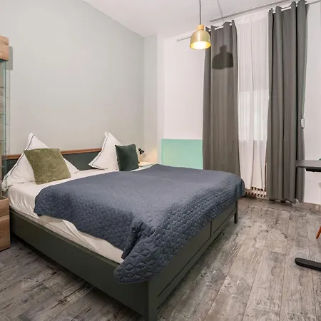 홈스테이 Charmante In Der Stadt