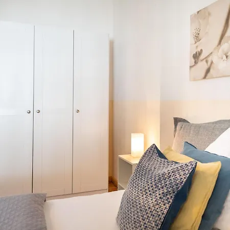 홈스테이 Charmante In Der Stadt