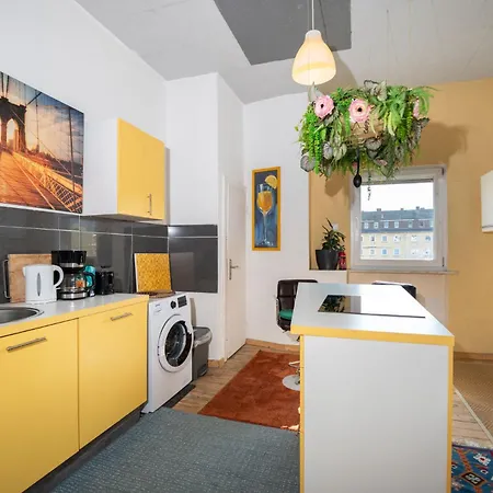 Charmante In Der Stadt ホームステイ *