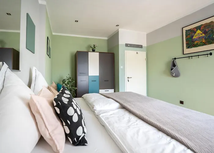 Charmante In Der Stadt ホームステイ *