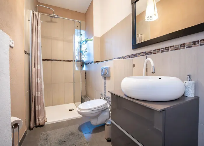 Charmante In Der Stadt ホームステイ *