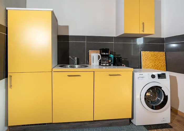 Charmante In Der Stadt ホームステイ